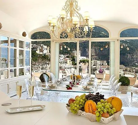 Veduta Alojamento de Acomodação e Pequeno-almoço Positano